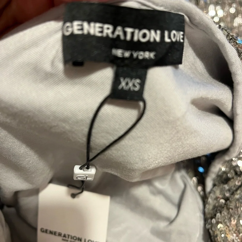 Generation Love Tina Silver Sequin One Shoulder Top Sz XXS NWT - Picture 5 of 7